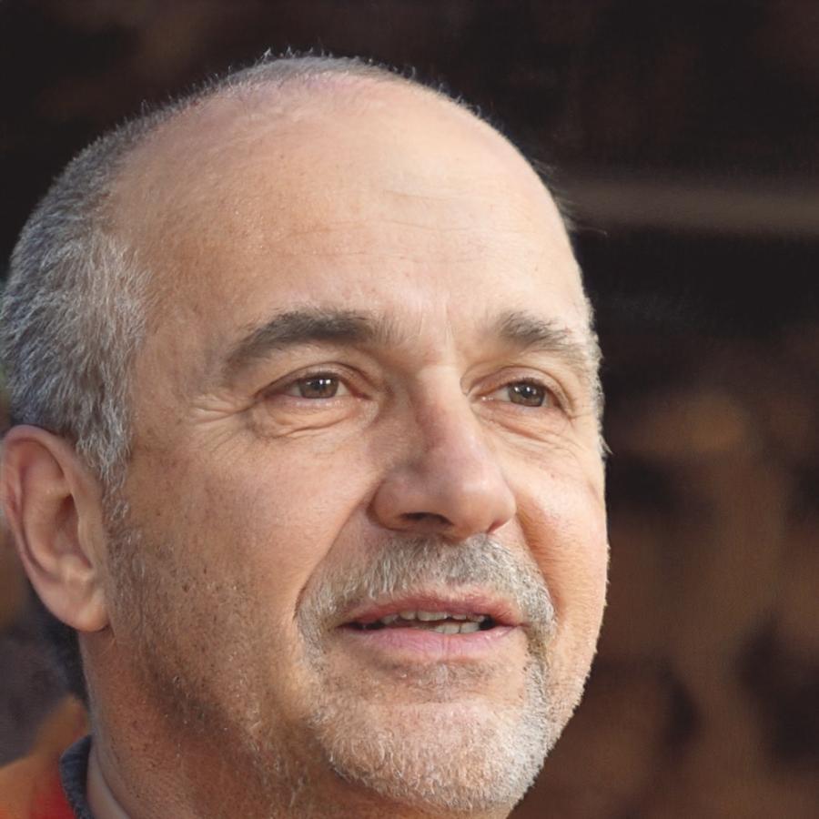 Erfahrener Balance-Trainer Hannes Roßbach bei der Arbeit